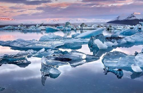 ” ไอซ์แลนด์ “ ดินแดนน้ำแข็งสำหรับคนรักธรรมชาติ 