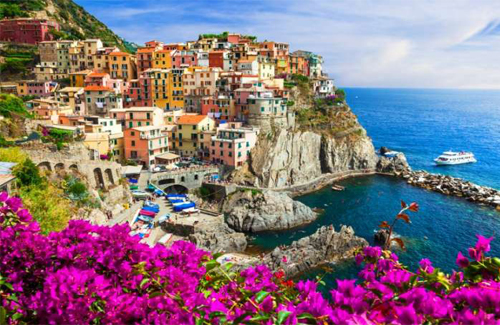Cinque Terre หมู่บ้านริมชายฝั่งทะเล